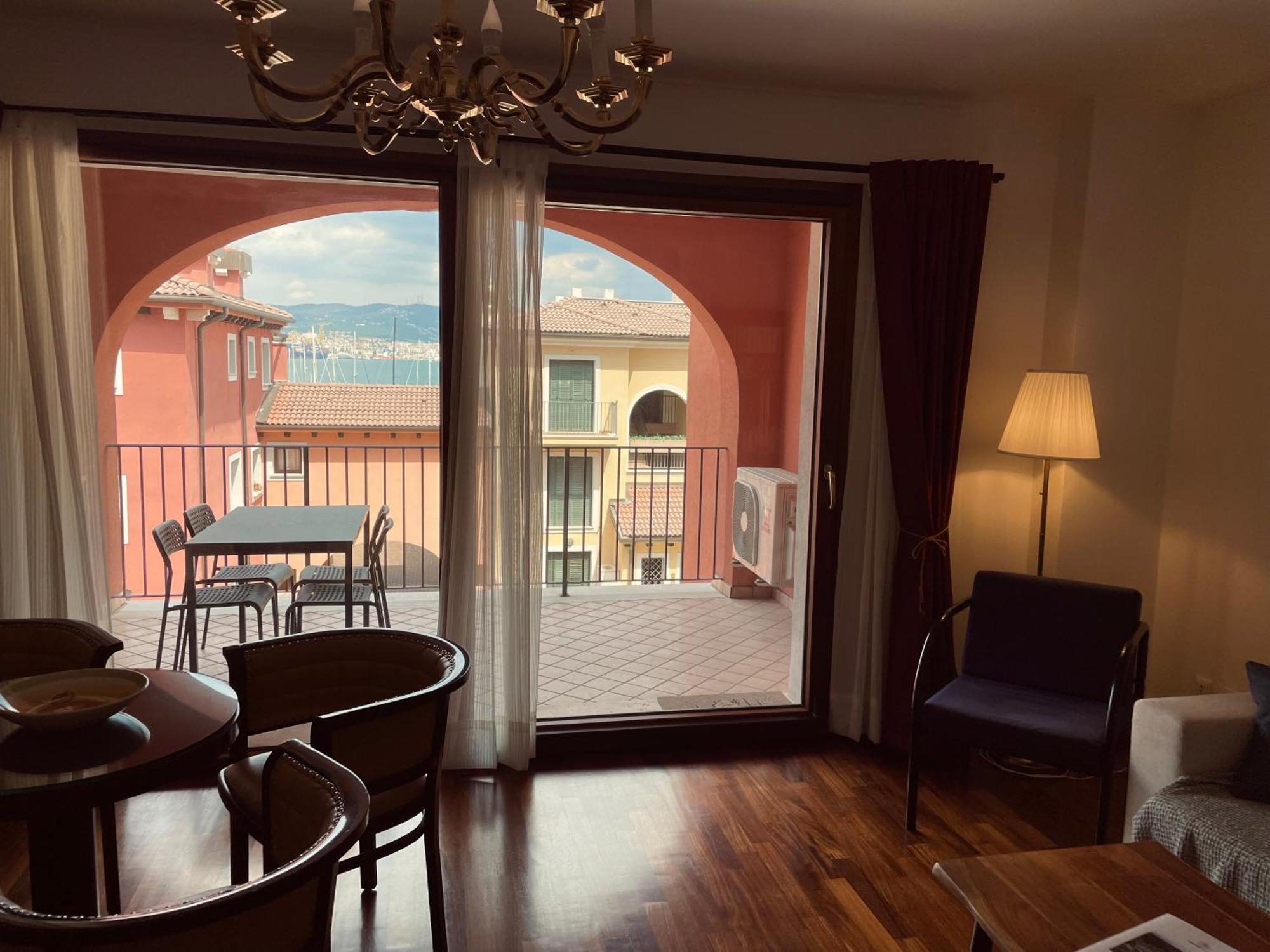 Apartment Aurelia มูเจีย ภายนอก รูปภาพ